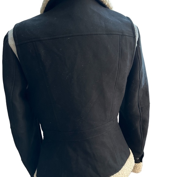 ❄️ BCBG Faux Fur Lined Jacket polyester, wool and cotton Black Med - Picture 2 of 15